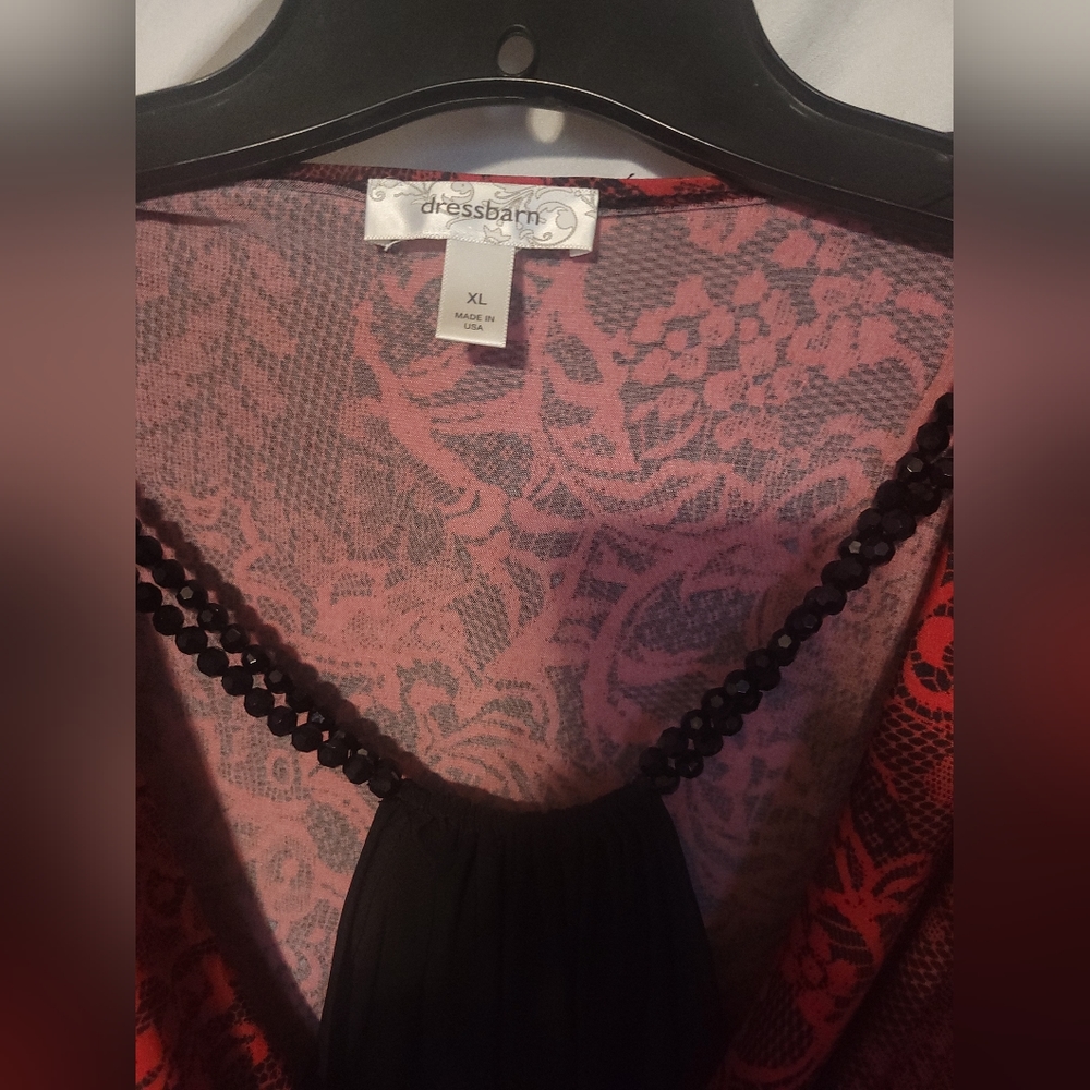Dressbarn Red and Black Holiday Top - Picture 4 of 5